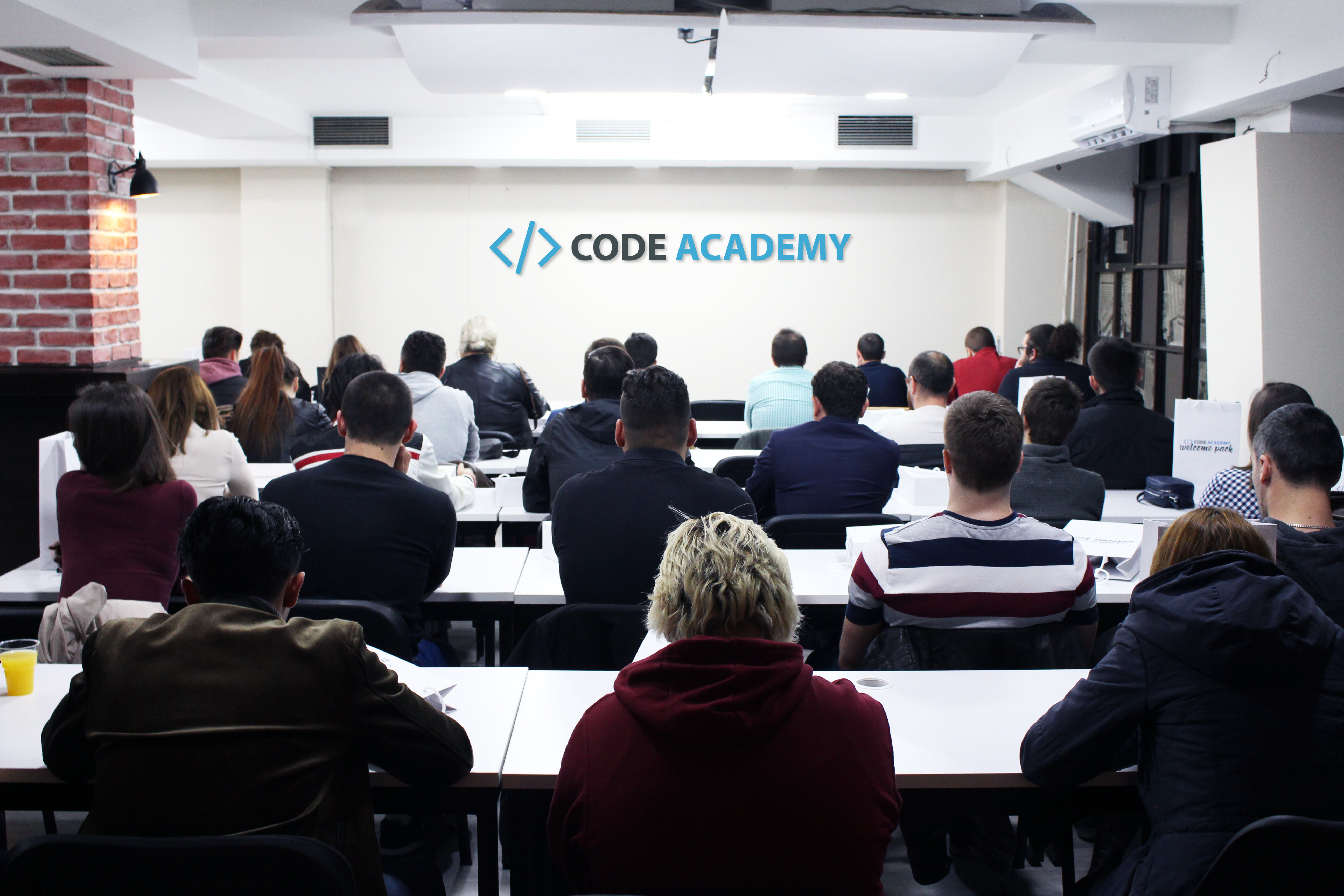 Зошто се примени само 4% од вкупно 900 апликанти на Code Academy?