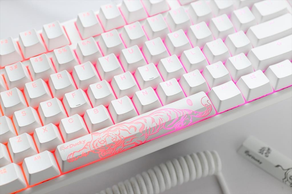KEYBOARD MECHANICAL DUCKY ONE 3 CLASSIC PURE WHITE RGB TKL PBT Double-shot keycaps HOT-SWAPPABLE Cherry MX Silent Red, DKON2187ST-SUSPDPWWWSC1 08768