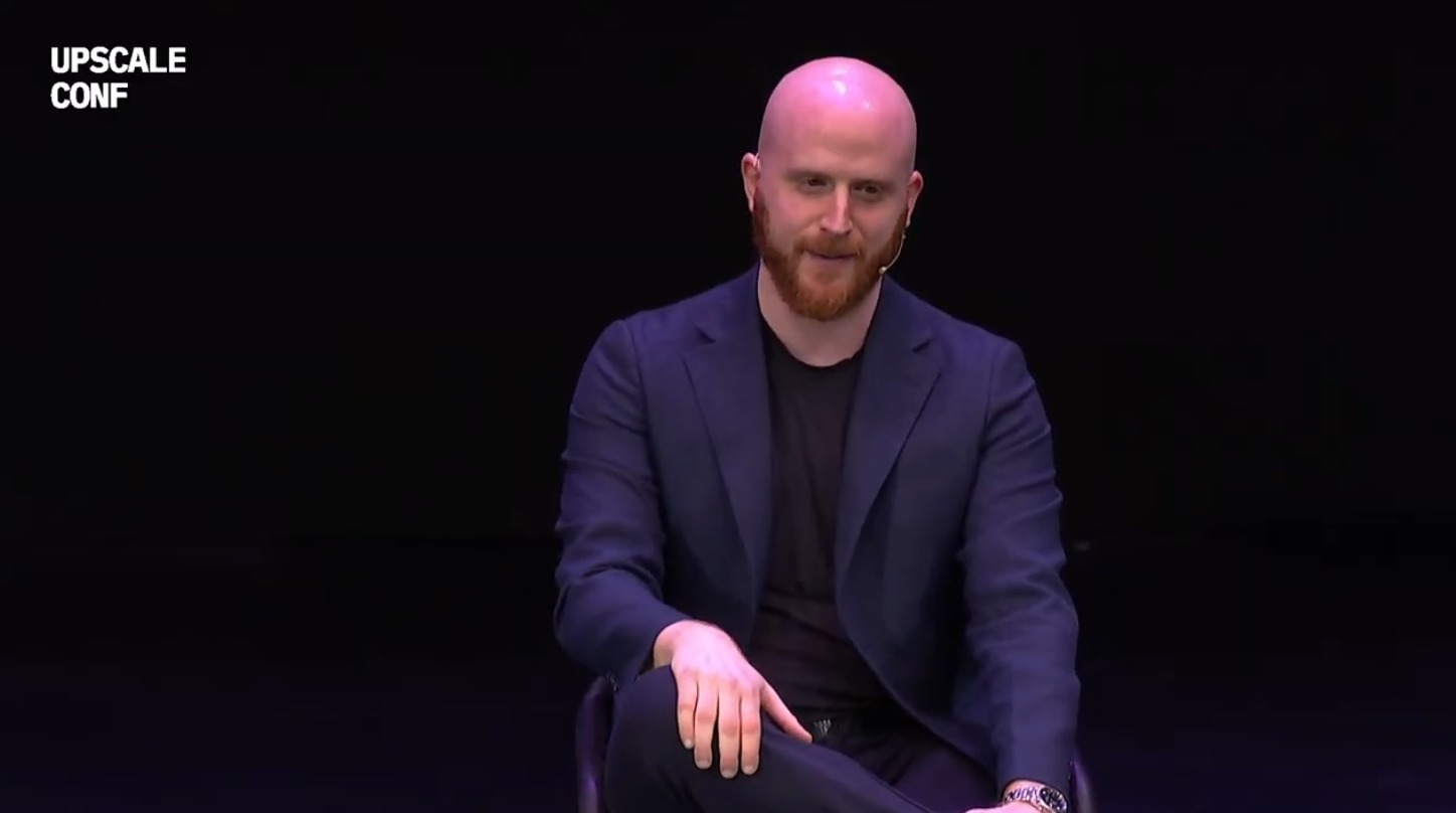 Јонатан Дор од Dor Brothers за тоа зошто вештачката интелигенција е новото нуклеарно оружје