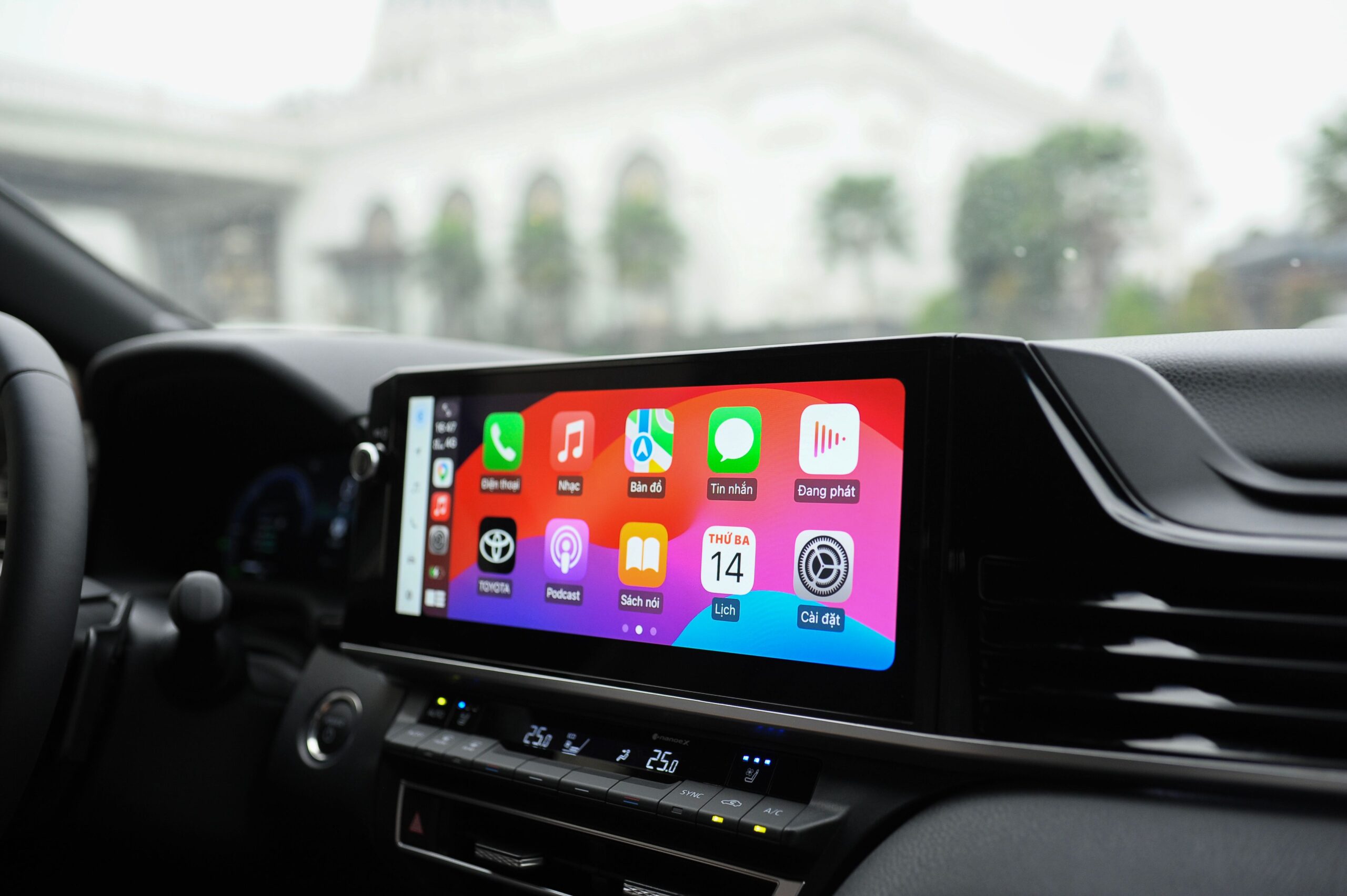 iOS 27 конечно носи нова CarPlay функција, но Apple ја пушта само кога колата е паркирана